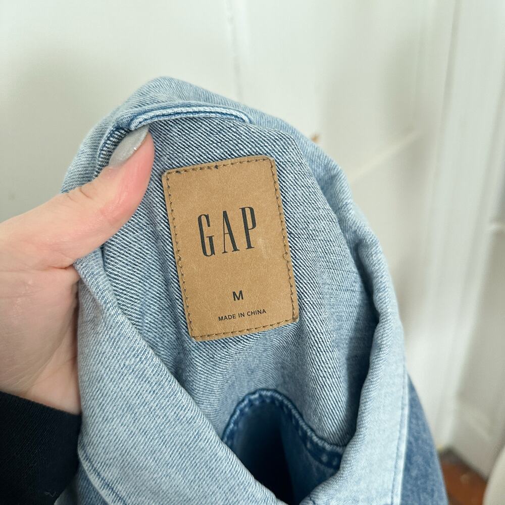 NWT Gap Patchwork Denim Jacket NWT - image 5